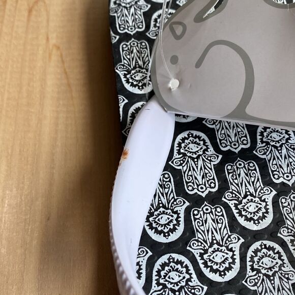 Ivory Ella Thong Sandals - Picture 3 of 6